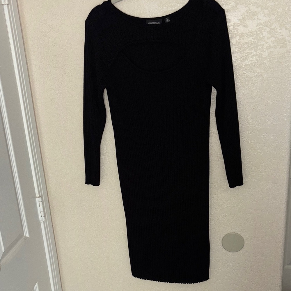 Black Long Sleeve Dress - Picture 4 of 6